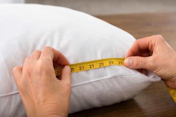Comment mesurer un insert d'oreiller