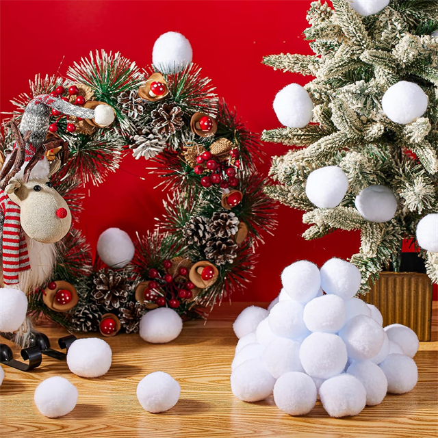 Boule de neige douce de 3 pouces adaptée aux enfants pour les matchs intérieurs / extérieurs 20