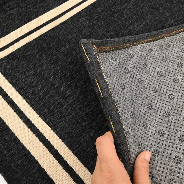 Dots rembourrés en feutre du tapis cumul Gripper pour les planchers multiples de surface protège les planchers